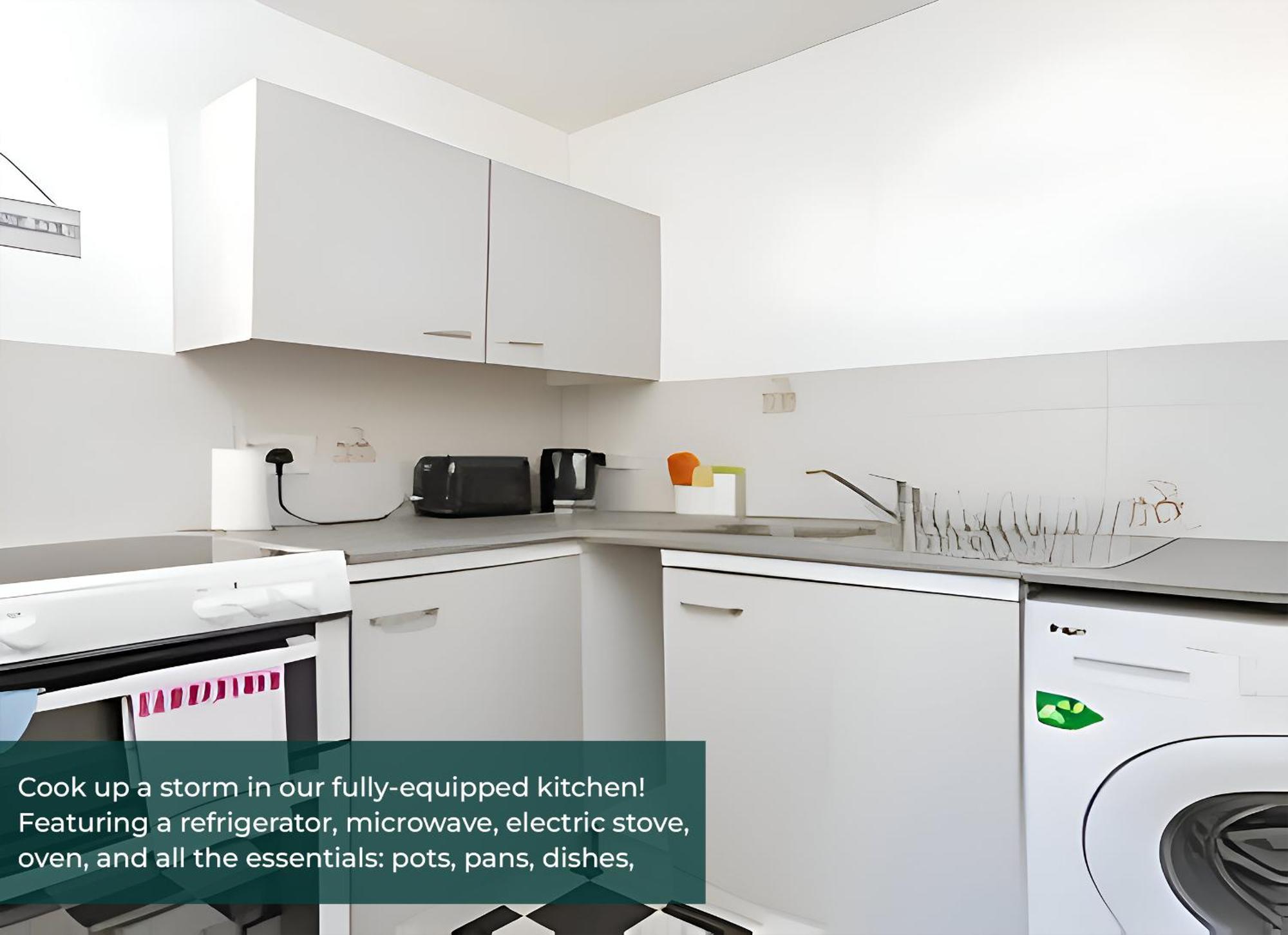 تشاتام Clarence Suite 1 Bedroom W Free Parking المظهر الخارجي الصورة